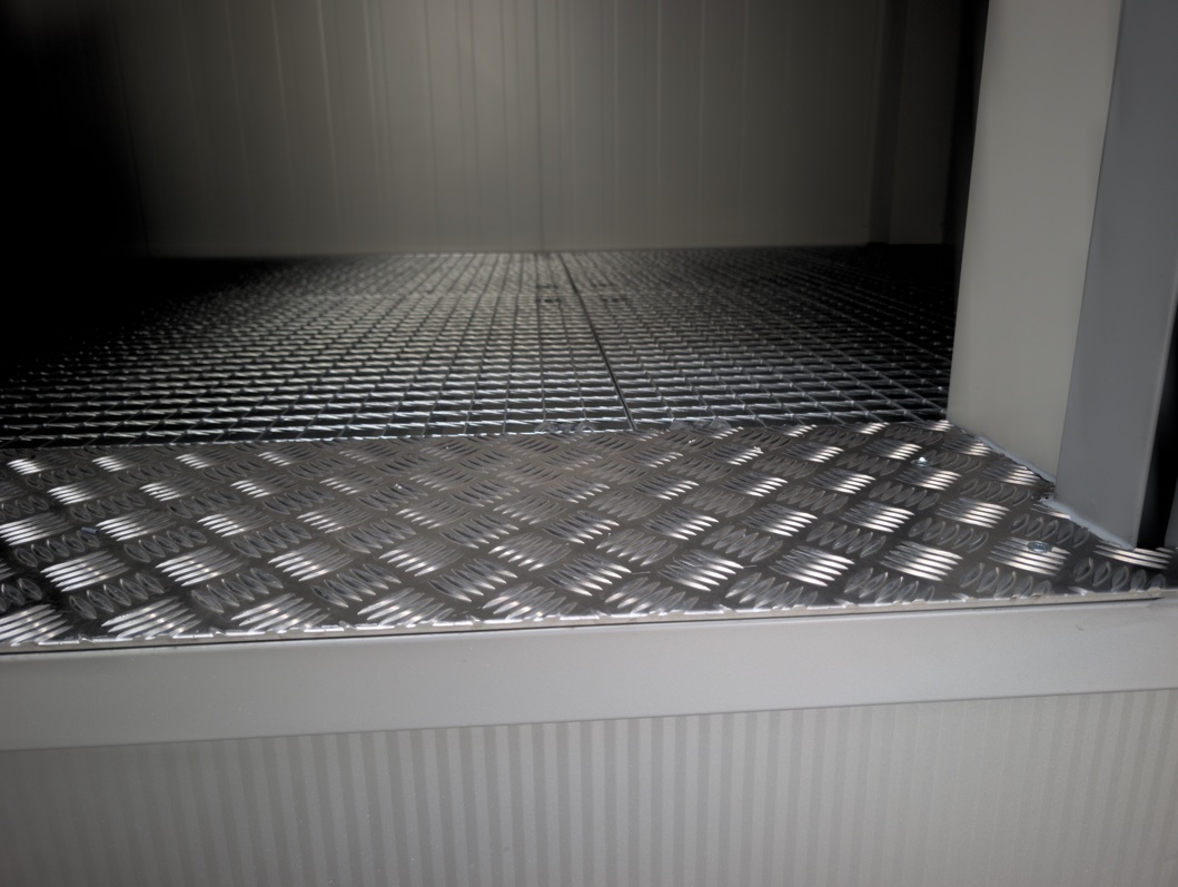 Walkway Gratings, Checkered Plates or Anti-Slip Panels – Which to Choose?